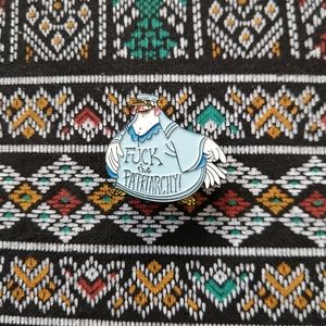 📍2/20$ The Patriarchy Enamel Pin NWOT
